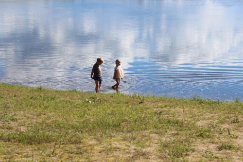 2017 07 22-15 33 47 KES 181