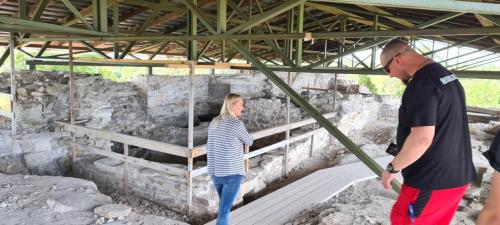 2023 08 12 12 05 35 X 246