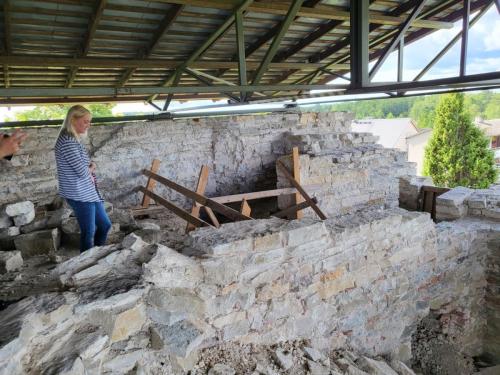 2023 08 12 12 06 10 X 252