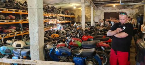 2023 08 12 17 48 01 X 386